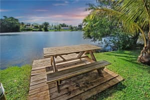 4544 Vespasian Ct, Lake Worth, FL 33463, Sold 02/25/22