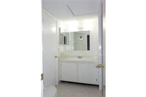 659 W Oakland Park Blvd #112c, Wilton Manors, FL 33311, Sold 09/16/22