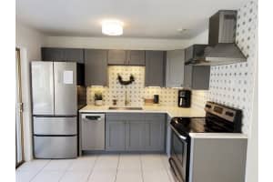 1951 NW 33rd Ct, Oakland Park, FL 33309, Sold 04/21/22