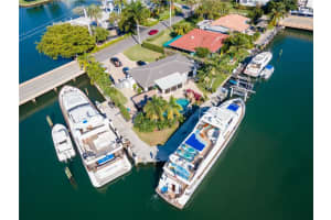 1436 SE 13th St, Fort Lauderdale, FL 33316, Sold 12/31/21