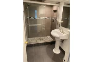 2175 NE 56th St, Fort Lauderdale, FL 33308, Sold 02/25/22