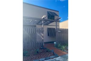 12264 NW 11th St, Pembroke Pines, FL 33026, Sold 03/31/22