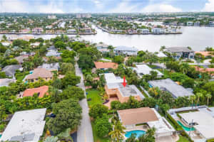 3261 Aqua Vista Dr, Pompano Beach, FL 33062, Sold 02/08/22