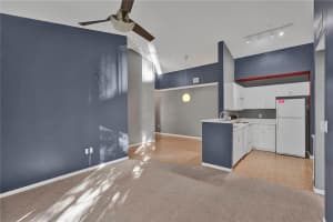 6960 SW 39th St APT E301, Davie, FL 33314, Sold 01/26/22