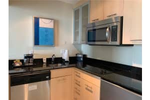 2670 E Sunrise Blvd, Fort Lauderdale, FL 33304, Sold 03/10/22