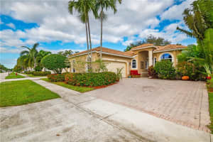 5135 Ventura Dr, Delray Beach, FL 33484, Sold 02/15/22