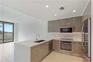 Metropica Wy, Sunrise, FL 33323, Sold 09/23/22
