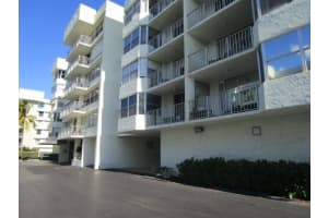16570 NE 26th Ave #2a, North Miami Beach, FL 33160, Sold 02/22/22