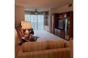 7740 NW 50th St, Lauderhill, FL 33351, Sold 04/11/22