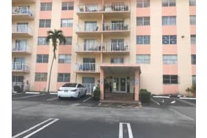 16465 NE 22nd Ave, Miami, FL 33160, Sold 02/28/22