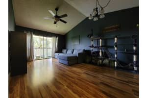 5560 Lakeside Dr, Margate, FL 33063, Sold 02/25/22