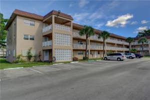 608 SW Natura Blvd, Deerfield Beach, FL 33441, Sold 02/14/22