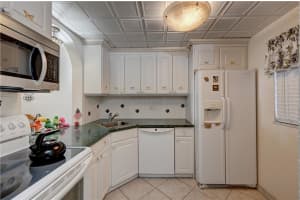 608 SW Natura Blvd, Deerfield Beach, FL 33441, Sold 02/14/22