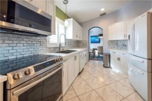 12750 Hampton Lakes Cir, Boynton Beach, FL 33436, Sold 03/23/22