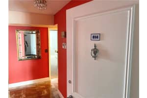 1 Las Olas Cir, Fort Lauderdale, FL 33316, Sold 02/10/22