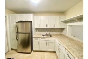 215 SE 3rd Ave #203a, Hallandale Beach, FL 33009, Sold 07/15/22
