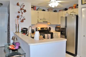 3096 S Oakland Forest Dr, Oakland Park, FL 33309, Sold 02/04/22