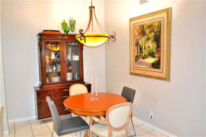 3096 S Oakland Forest Dr, Oakland Park, FL 33309, Sold 02/04/22