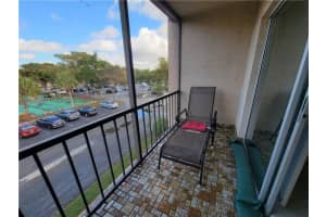 8220 SW 24th St, North Lauderdale, FL 33068, Sold 02/08/22