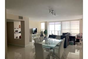 600 NE 36th St, Miami, FL 33137, Sold 03/17/22