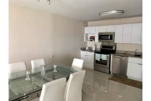 600 NE 36th St, Miami, FL 33137, Sold 03/17/22
