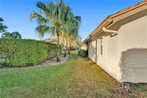 1485 Lakeview Cir, Coral Springs, FL 33071, Sold 03/03/22