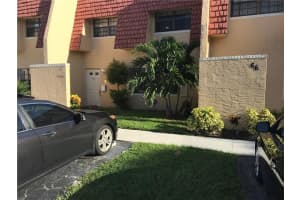 64 Canterbury Ln, Tamarac, FL 33319, Sold 03/17/22