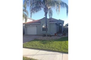 299 NW 107th Ave, Pembroke Pines, FL 33026, Sold 02/28/22