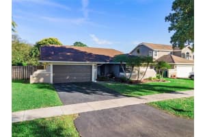 5622 SW 88th Terrace, Cooper City, FL 33328, Sold 02/04/22