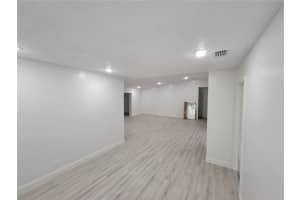 7042 NW 100th Terrace, Tamarac, FL 33321, Sold 04/01/22