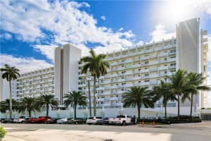 511 Bayshore Dr, Fort Lauderdale, FL 33304, Sold 05/02/22