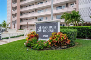 201 N Riverside Dr, Pompano Beach, FL 33062, Sold 09/27/22
