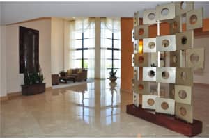 400 Leslie Dr, Hallandale Beach, FL 33009, Sold 03/25/22