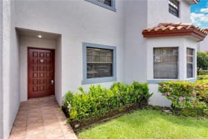 15460 SW 74th Cir Ct, Miami, FL 33193, Sold 02/25/22