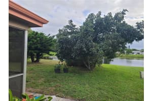 6357 Summer Sky Ln, Greenacres, FL 33463, Sold 03/14/22