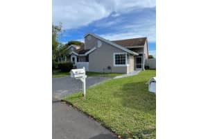 1170 SW 110th Terrace, Davie, FL 33324, Sold 02/17/22