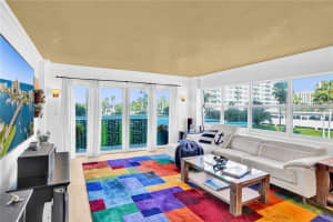 340 Sunset Dr, Fort Lauderdale, FL 33301, Sold 02/18/22