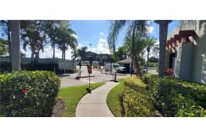 212 Lake Pointe Dr, Oakland Park, FL 33309, Sold 02/10/22