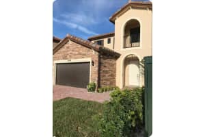 5404 NW 48th Ln, Lauderhill, FL 33319, Sold 02/28/22