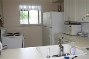 2705 S Oakland Forest Dr, Oakland Park, FL 33309, Sold 09/02/22