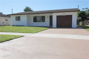 319 SW 32nd Ave, Deerfield Beach, FL 33442, Sold 02/25/22