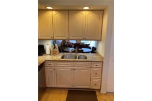 8826 W McNab Rd, Tamarac, FL 33321, Sold 04/13/22