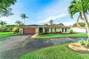 10360 NW 42nd Dr, Coral Springs, FL 33065, Sold 03/02/22