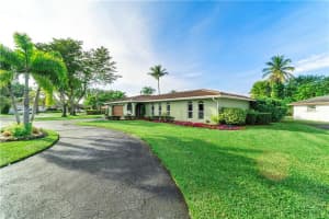 10360 NW 42nd Dr, Coral Springs, FL 33065, Sold 03/02/22
