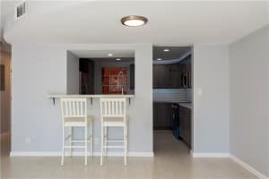 650 Tennis Club Dr, Fort Lauderdale, FL 33311, Sold 02/17/22