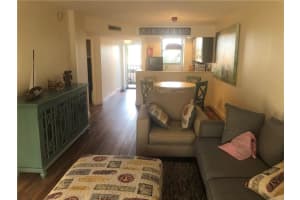 5300 NE 24th Terrace #208c, Fort Lauderdale, FL 33308, Sold 03/30/22