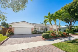 2152 NE 63rd Ct, Fort Lauderdale, FL 33308, Sold 02/11/22