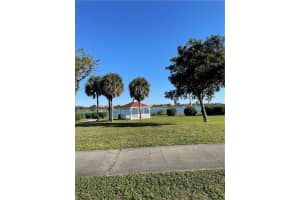 2740 S Oakland Forest Dr, Oakland Park, FL 33309, Sold 02/15/22