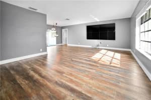 10371 NW 39th Ct, Coral Springs, FL 33065, Sold 02/28/22