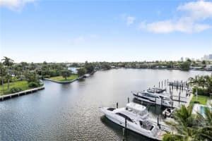 Riviera Towers, 401 SE 25th Ave, Fort Lauderdale, FL 33301, Sold 02/15/22